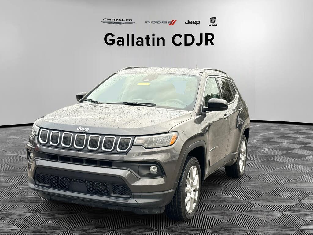 2022 Jeep Compass Latitude Lux 4WD