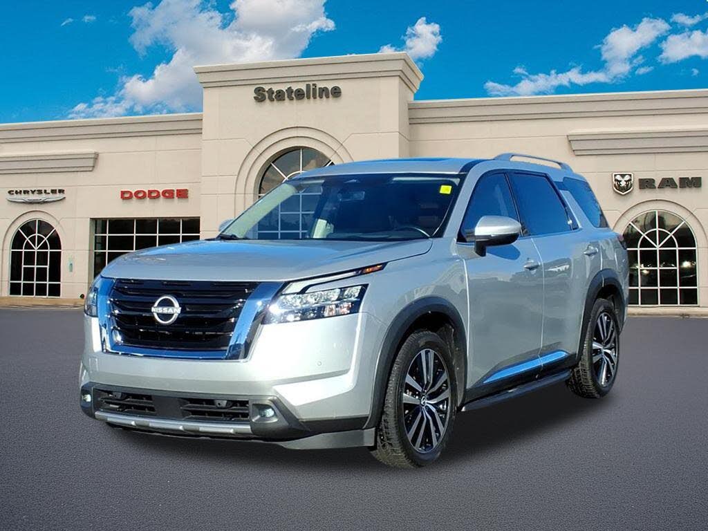 2023 Nissan Pathfinder Platinum 4WD