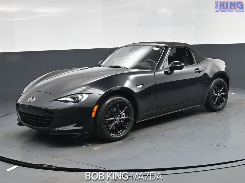 2025 Mazda MX-5 Miata Sport RWD