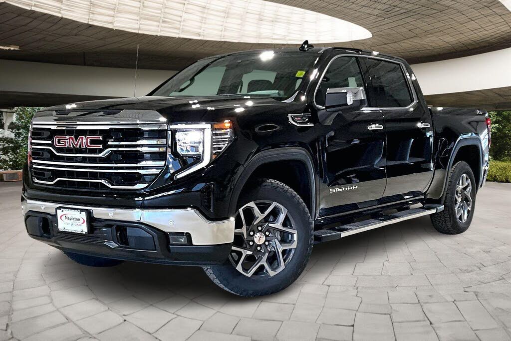 2026 GMC Sierra 1500 SLT Crew Cab 4WD