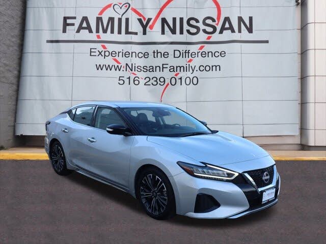 2023 Nissan Maxima SV FWD