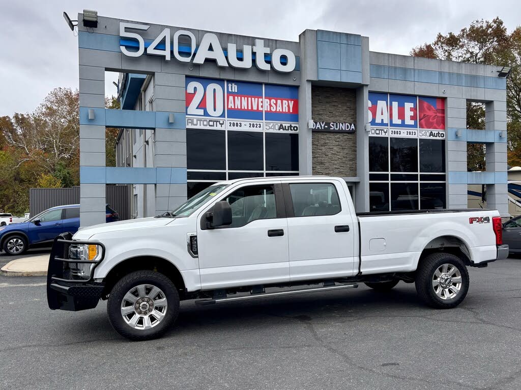 2017 Ford F-250 Super Duty XL Crew Cab LB 4WD