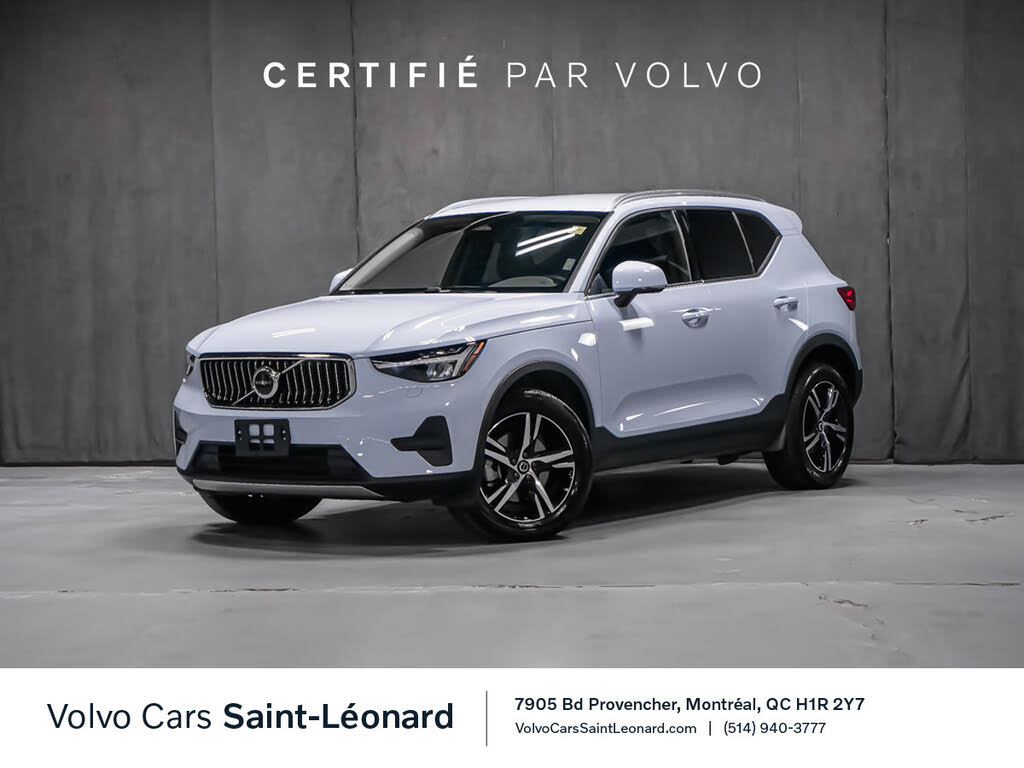 2025 Volvo XC40 B5 Core Bright Theme AWD