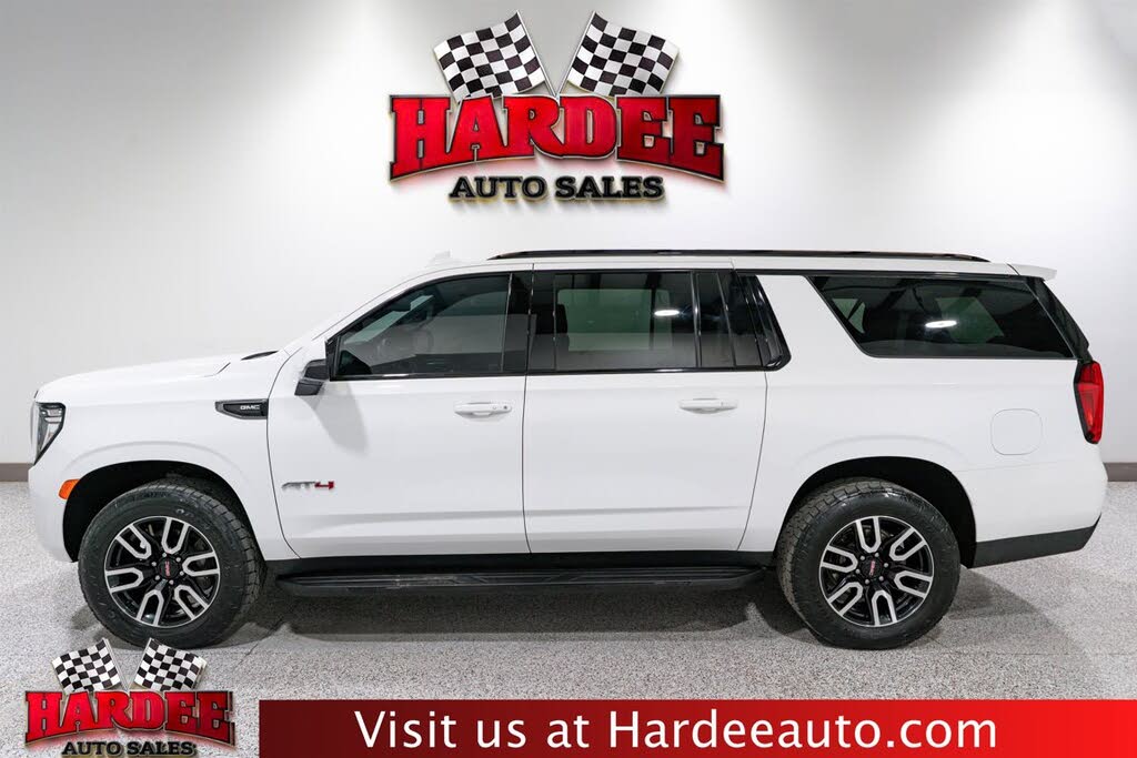 2024 GMC Yukon XL AT4 4WD