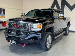 GMC Sierra 2500HD Denali Crew Cab 4WD