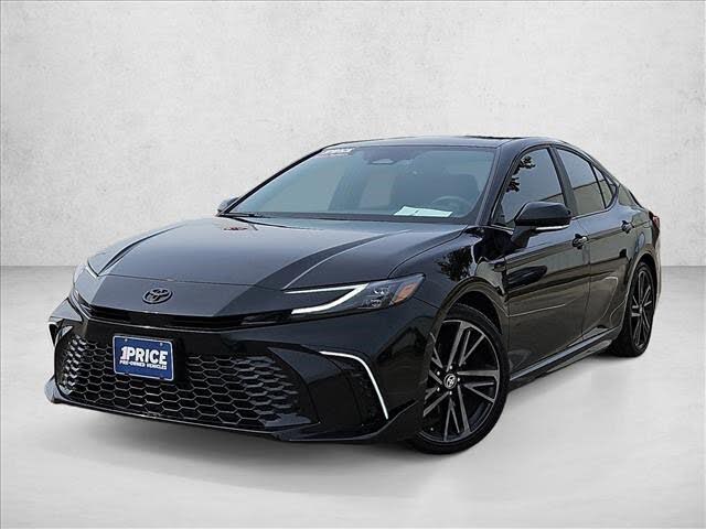 2025 Toyota Camry XSE FWD