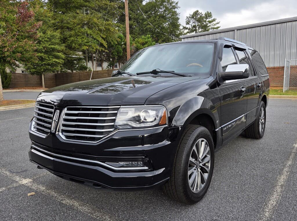 2017 Lincoln Navigator Select RWD