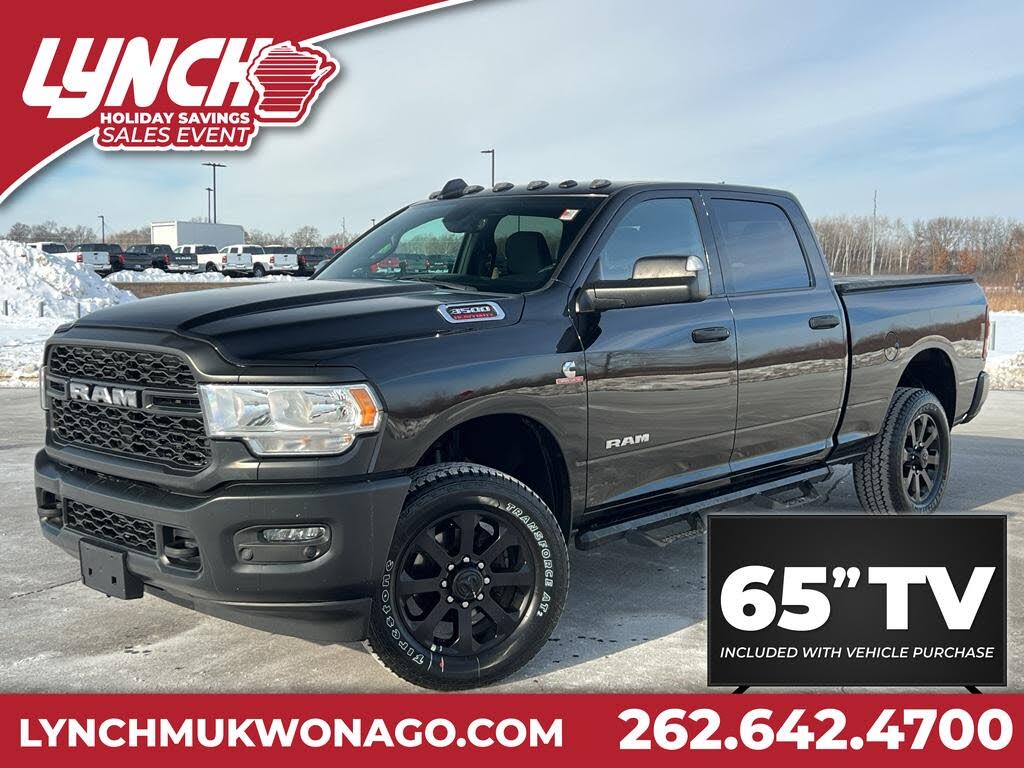2022 RAM 3500 Tradesman Crew Cab 4WD