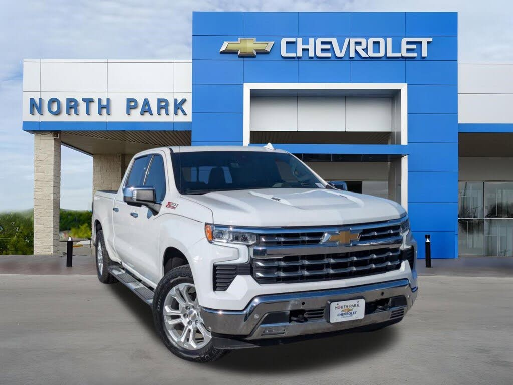 2023 Chevrolet Silverado 1500 LTZ Crew Cab 4WD