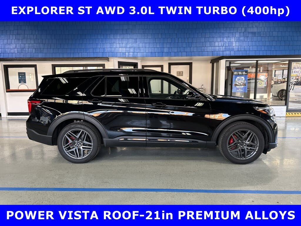 2025 Ford Explorer ST AWD