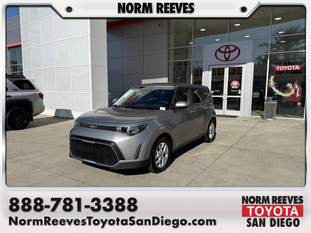 2023 Kia Soul LX FWD