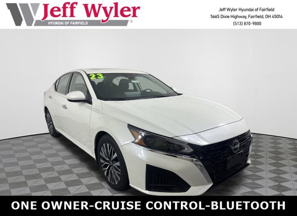 2023 Nissan Altima 2.5 SV FWD