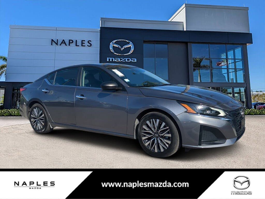 2024 Nissan Altima 2.5 SV FWD