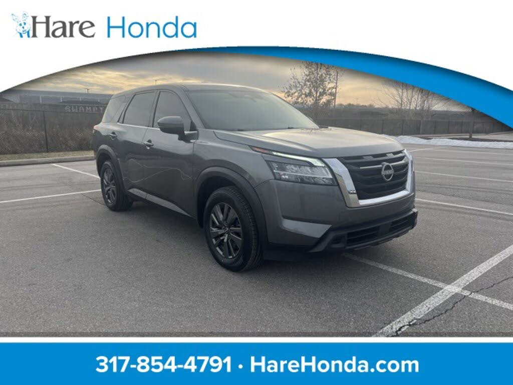 2022 Nissan Pathfinder S FWD