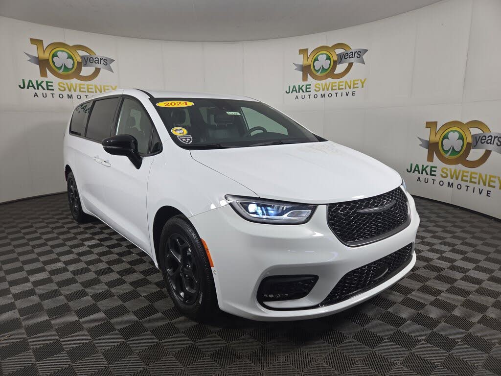 2024 Chrysler Pacifica Hybrid S Appearance FWD