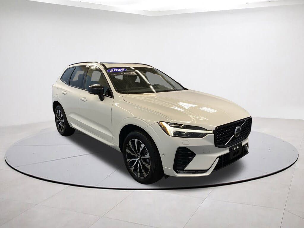 2025 Volvo XC60 B5 Plus Dark Theme AWD
