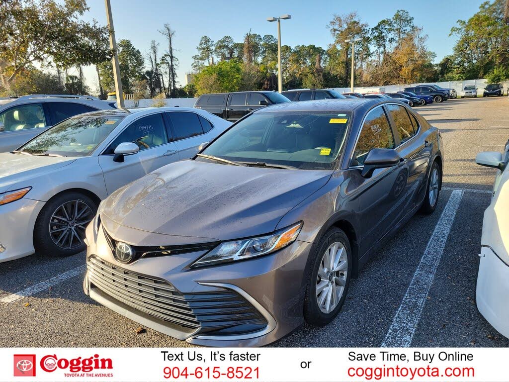 2023 Toyota Camry LE FWD