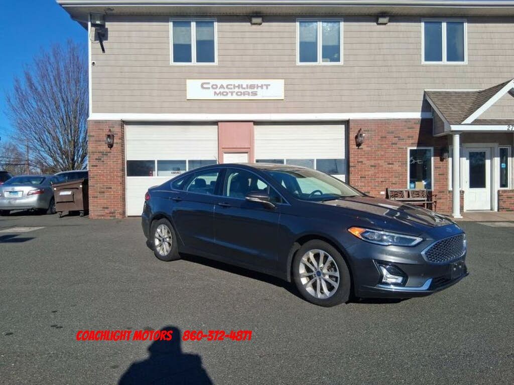 2020 Ford Fusion Energi Titanium FWD