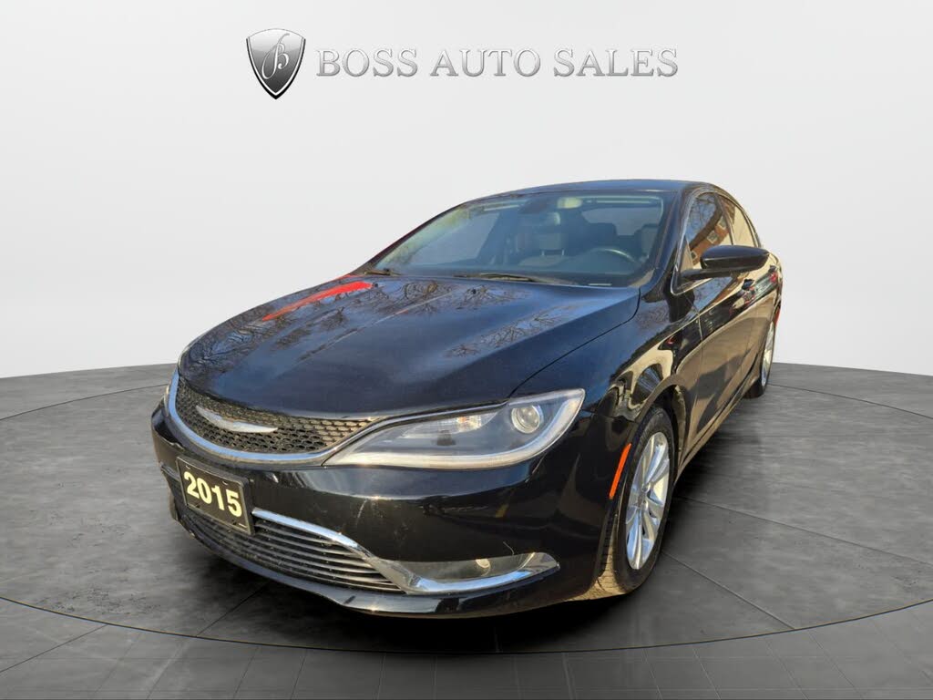 2015 Chrysler 200 Limited Sedan FWD