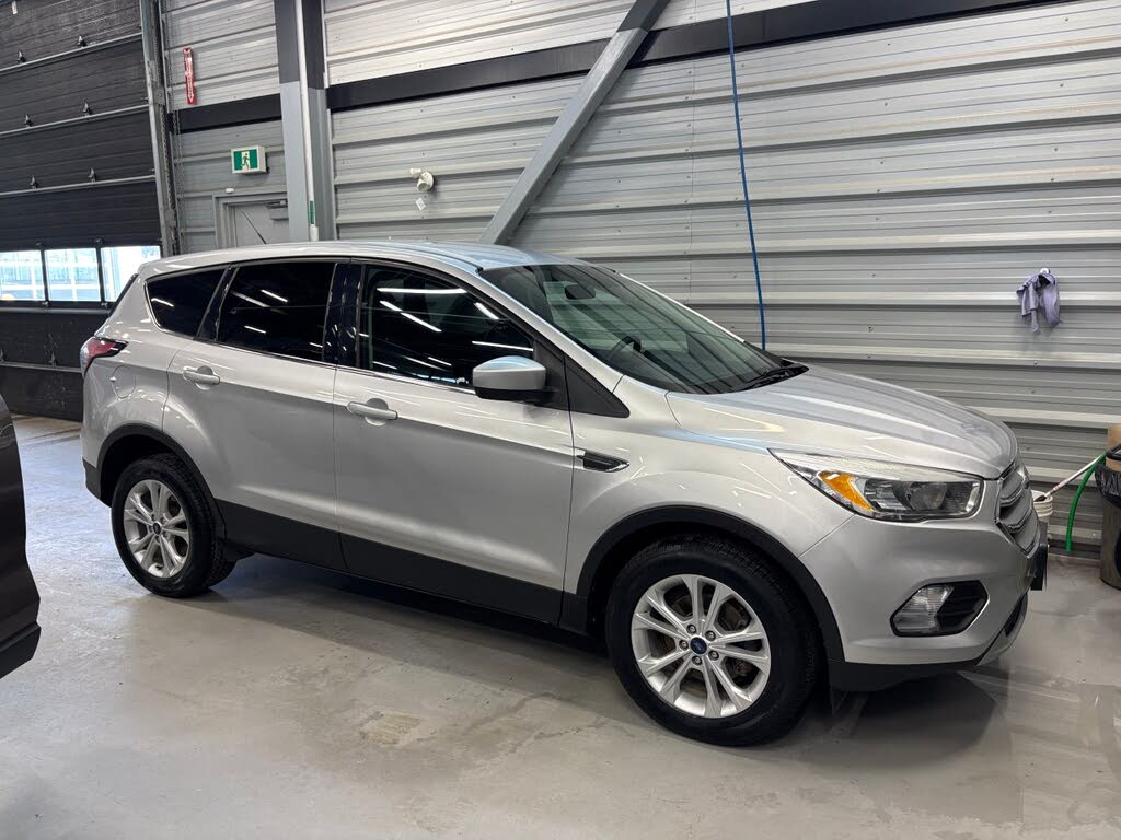 2017 Ford Escape SE FWD