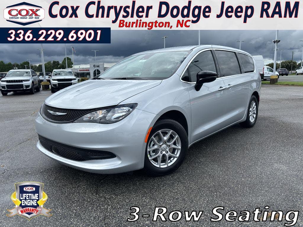 2026 Chrysler Voyager LX FWD