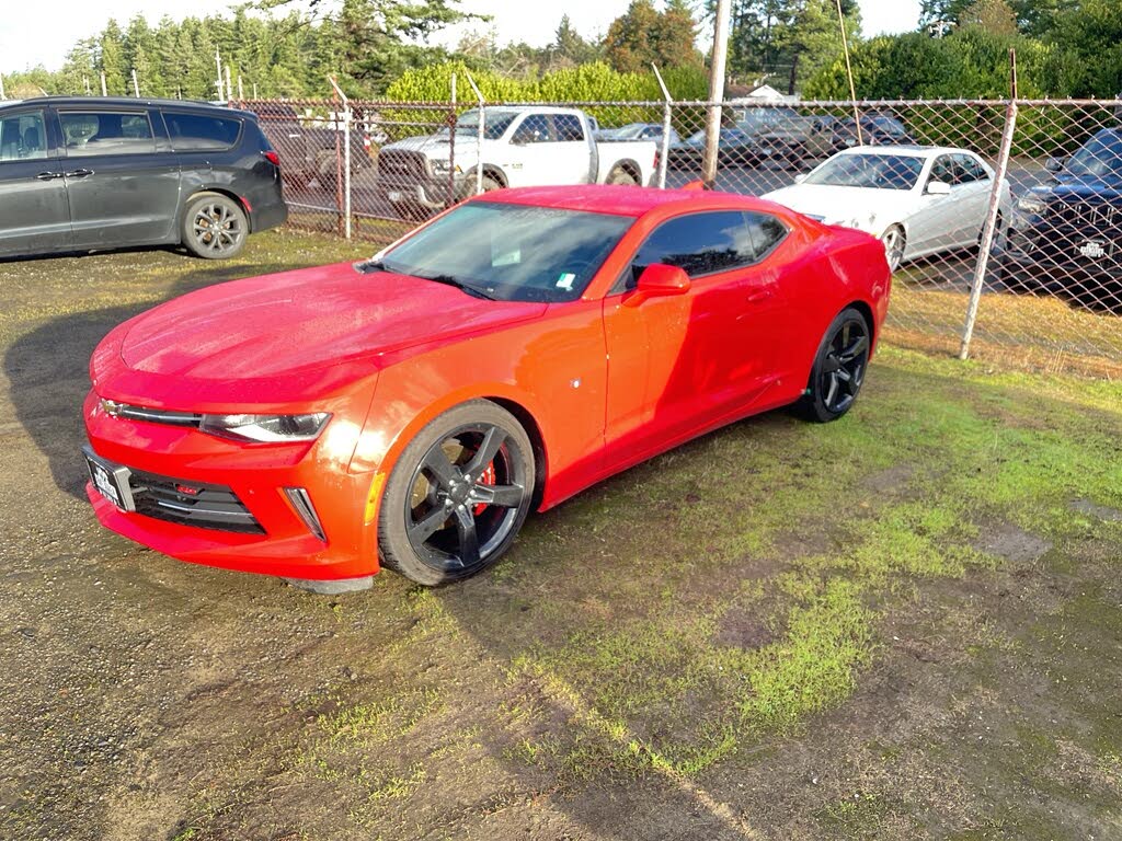2018 Chevrolet Camaro 1LT Coupe RWD