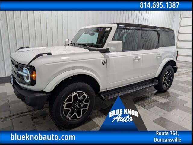 2025 Ford Bronco Outer Banks 4-Door 4WD