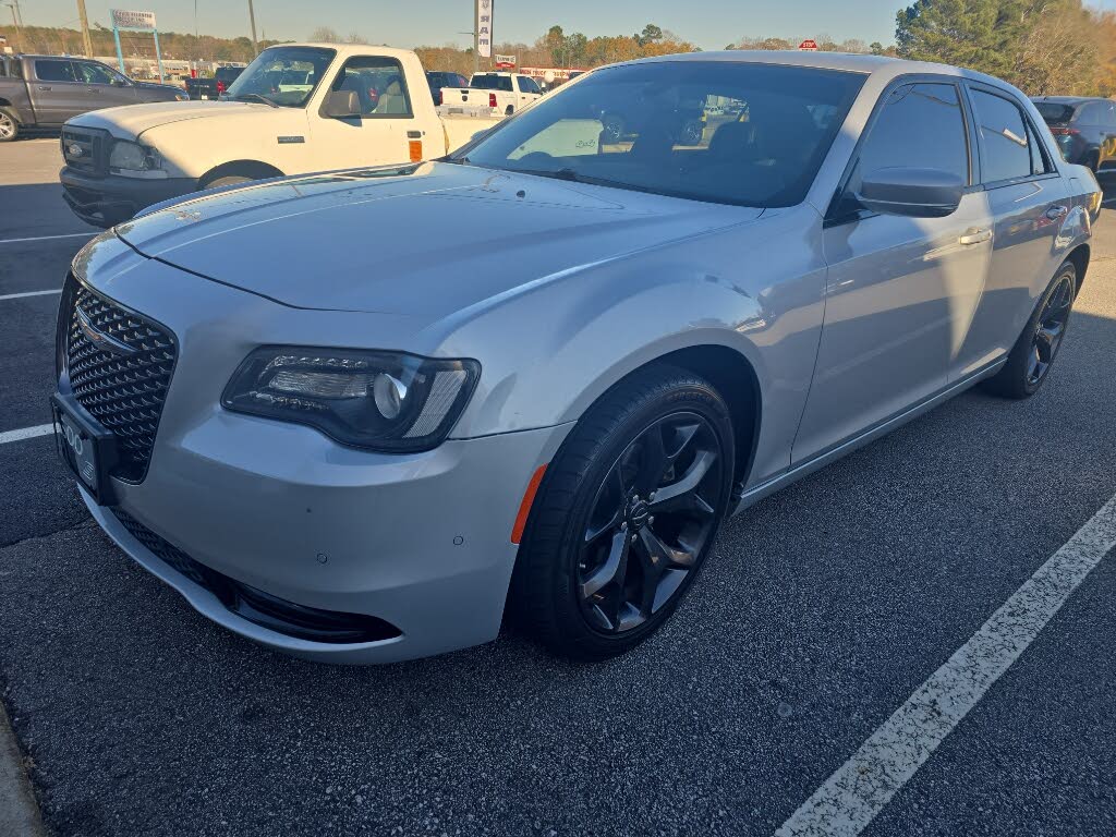 2023 Chrysler 300 S V6 RWD