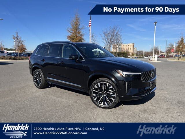 2025 Volvo XC90 B5 Plus Bright Theme 7-Passenger AWD