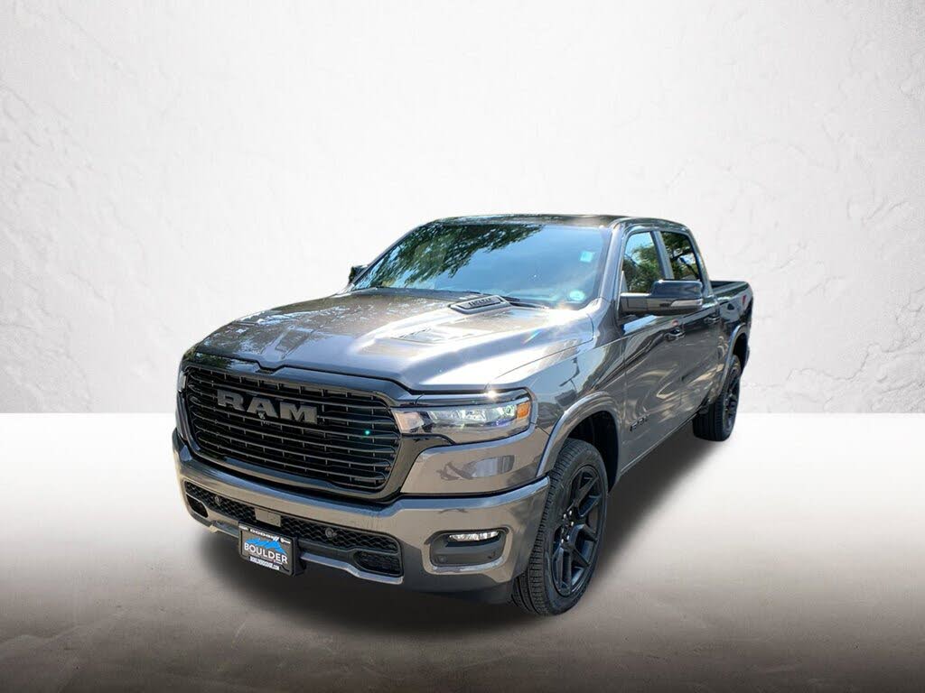 2026 RAM 1500 Laramie Crew Cab 4WD
