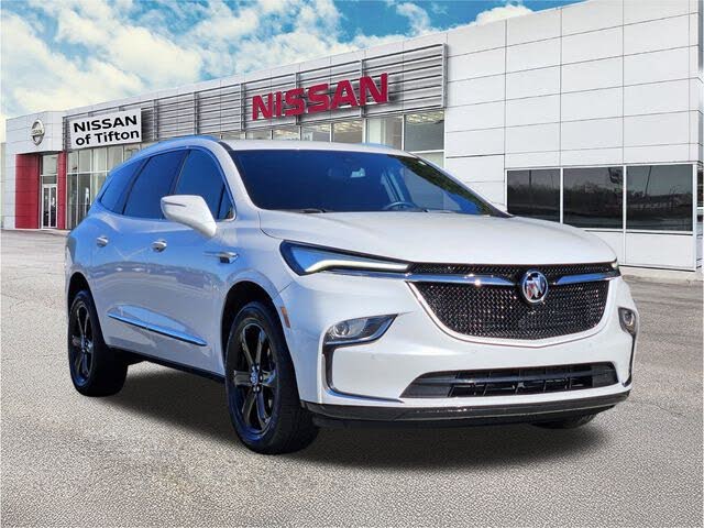 2023 Buick Enclave Essence FWD