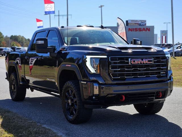 2024 GMC Sierra 2500HD AT4 Crew Cab 4WD