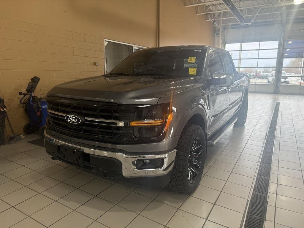 2025 Ford F-150 XLT SuperCrew 4WD