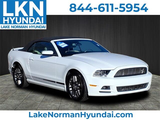 2014 Ford Mustang V6 Premium Convertible RWD