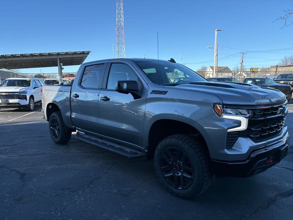 2026 Chevrolet Silverado 1500 LT Trail Boss Crew Cab 4WD