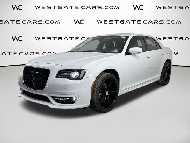 2023 Chrysler 300 Touring L AWD