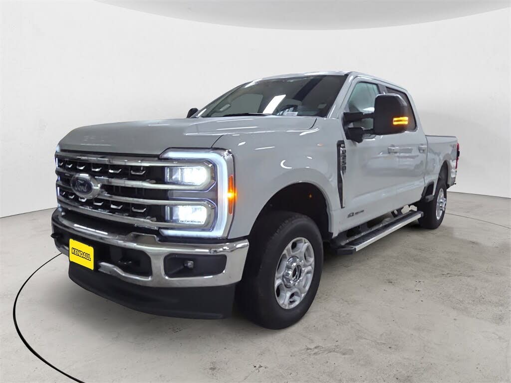 2026 Ford F-250 Super Duty XLT Crew Cab 4WD