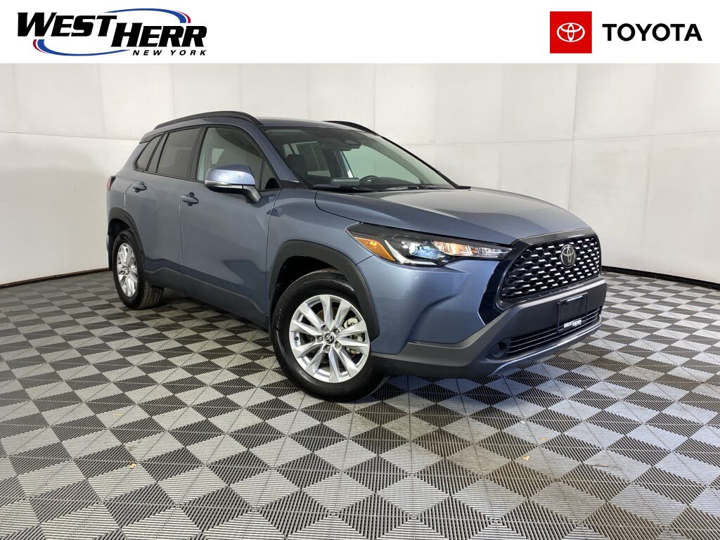 2023 Toyota Corolla Cross LE AWD