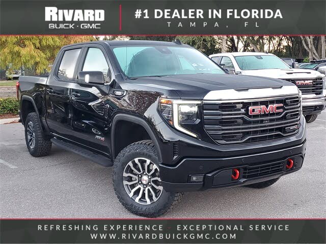 2022 GMC Sierra 1500 AT4 Crew Cab 4WD