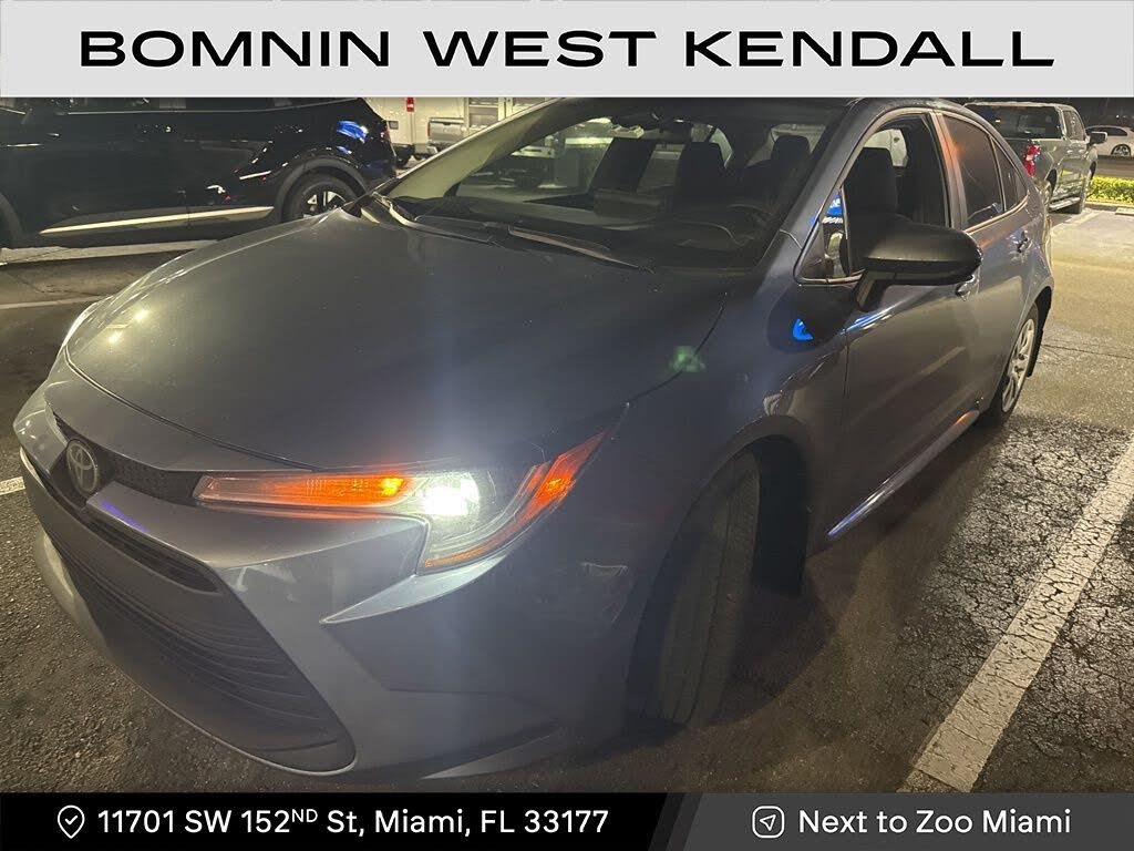 2025 Toyota Corolla LE FWD