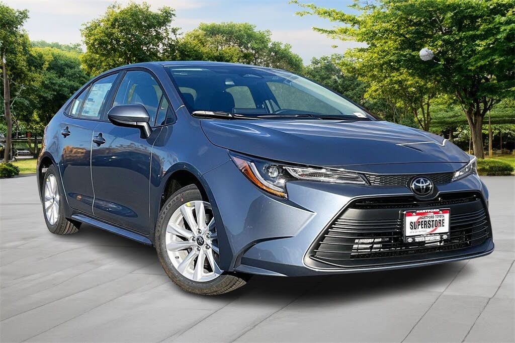 2026 Toyota Corolla LE FWD