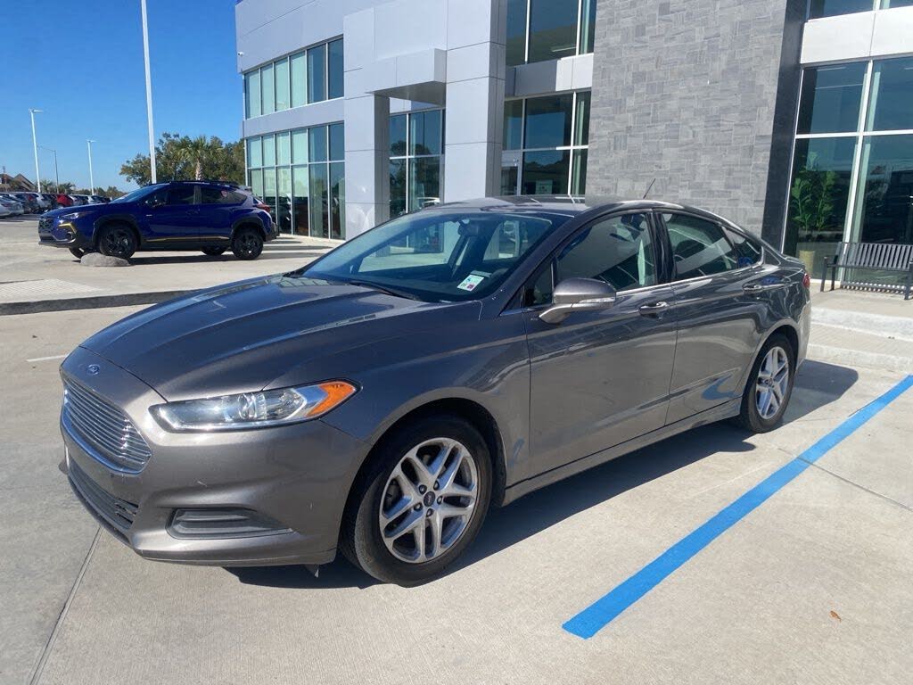 2014 Ford Fusion SE