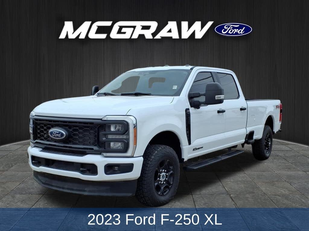 2023 Ford F-250 Super Duty XL Crew Cab 4WD