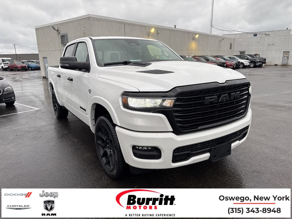 2026 RAM 1500 Laramie Crew Cab 4WD