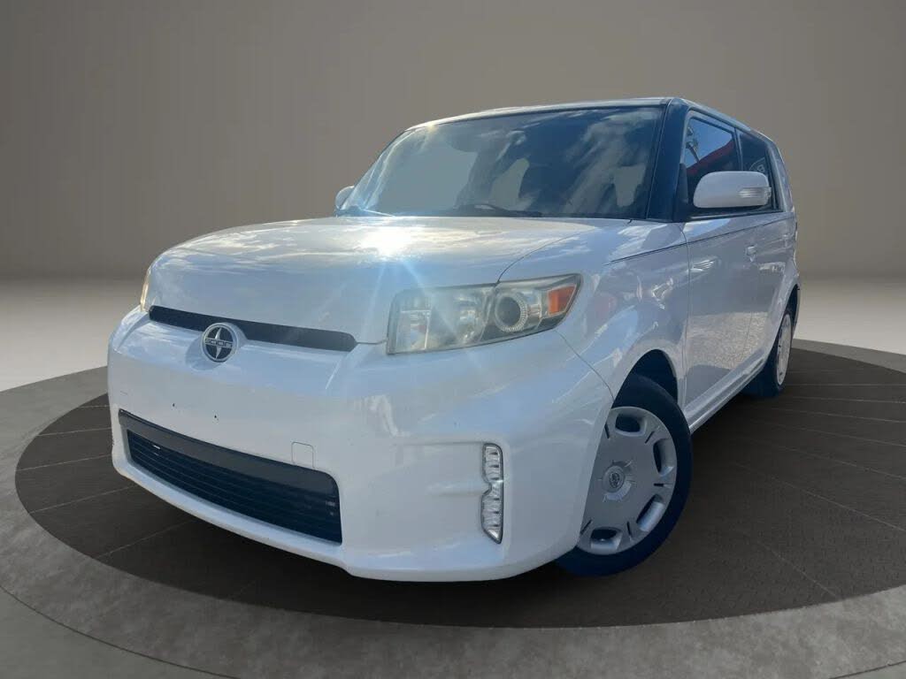 2013 Scion xB Base
