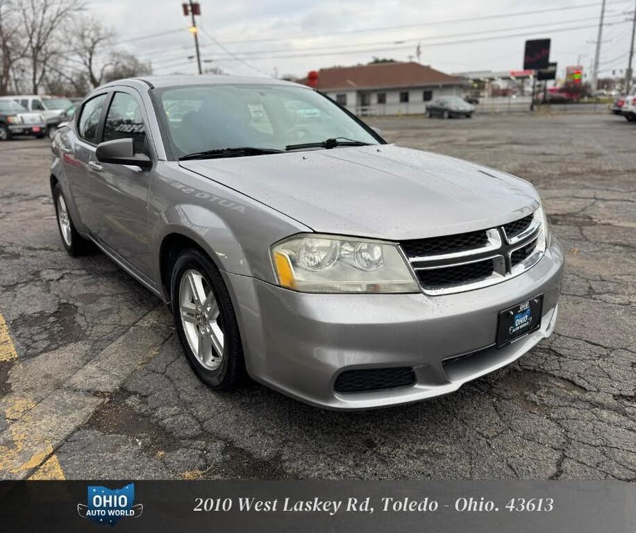 2014 Dodge Avenger SE FWD