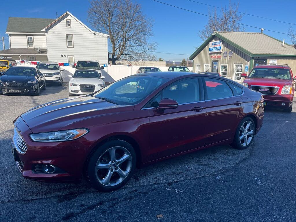 2016 Ford Fusion SE