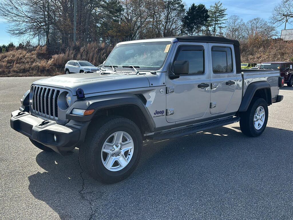 2020 Jeep Gladiator Sport S Crew Cab 4WD