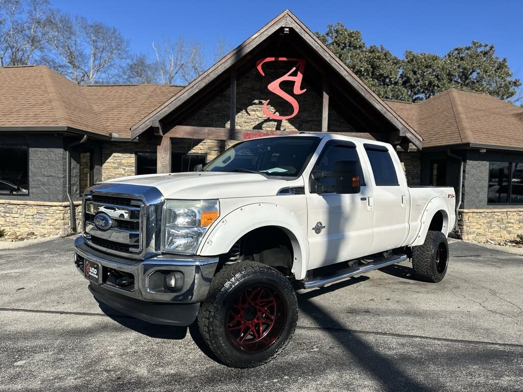 2011 Ford F-250 Super Duty Lariat Crew Cab 4WD