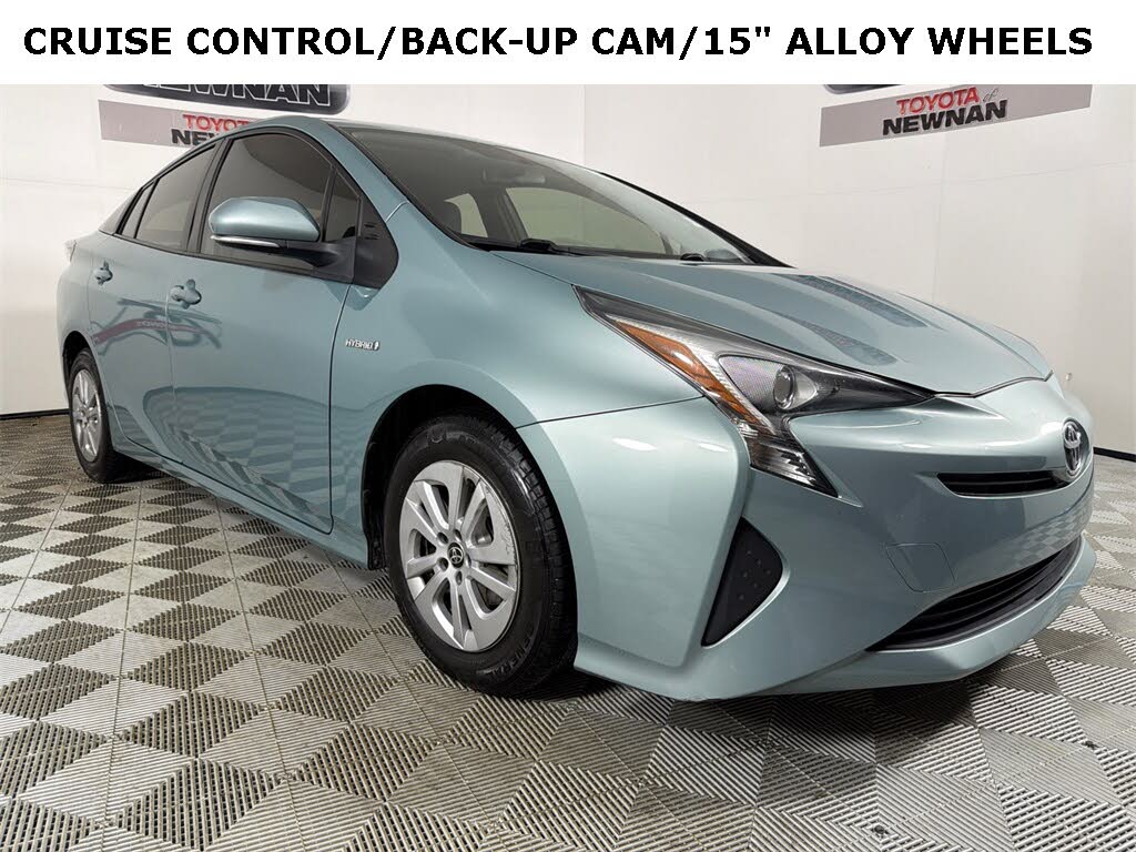 2016 Toyota Prius Two FWD